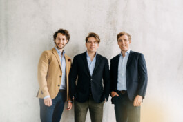 Sarah Buth Unternehmensfotografie Hamburg Portraitfotografie Mitarbeiterfotos.jpg-9 