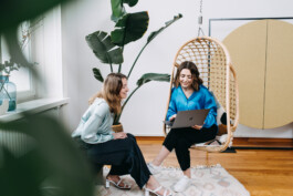 Sarah Buth Unternehmensfotografie Hamburg Portraitfotografie Mitarbeiterfotos 